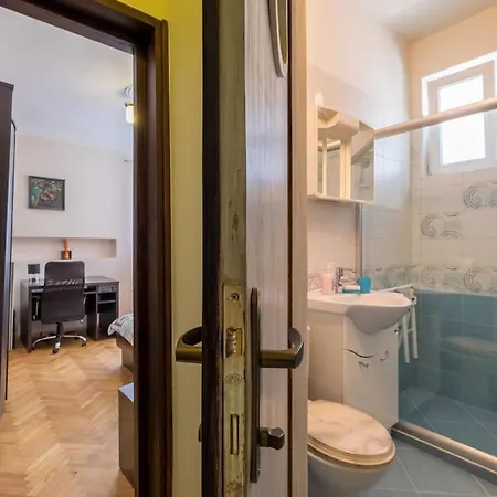 Very & Aristocratic 2 Bedroom With Air Conditioning Sofia