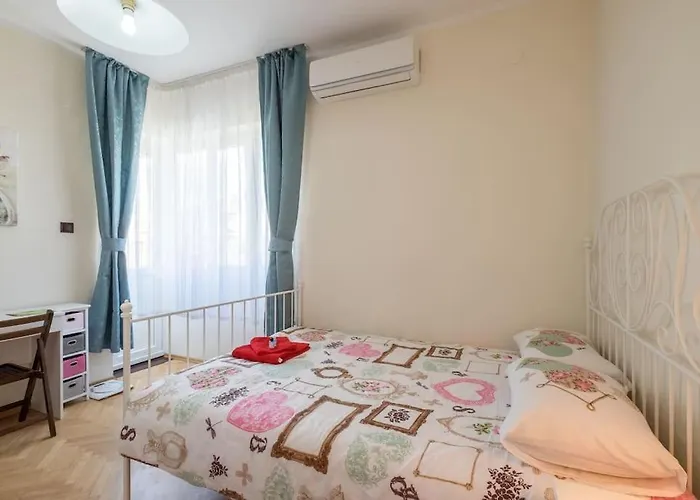 Very & Aristocratic 2 Bedroom With Air Conditioning * Sofia
