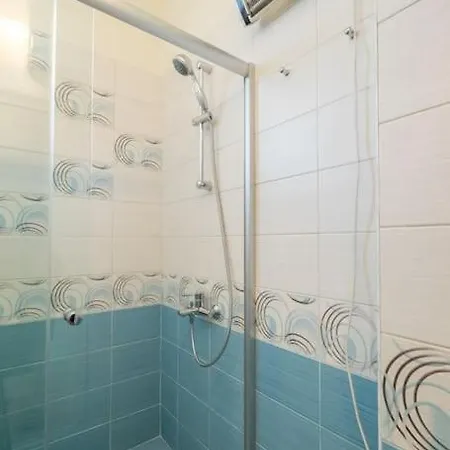 Very & Aristocratic 2 Bedroom With Air Conditioning