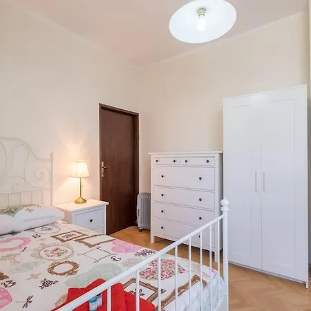 Very & Aristocratic 2 Bedroom With Air Conditioning Sofie