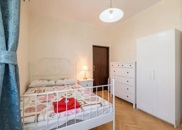 Lejlighed Very & Aristocratic 2 Bedroom With Air Conditioning *