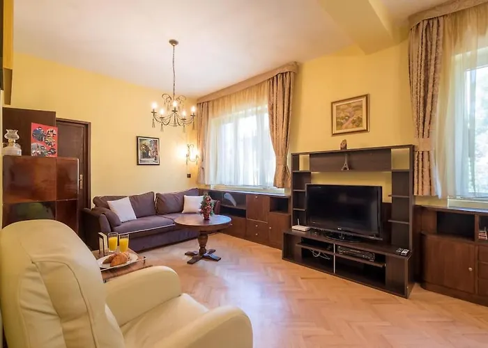 Lejlighed Very & Aristocratic 2 Bedroom With Air Conditioning *